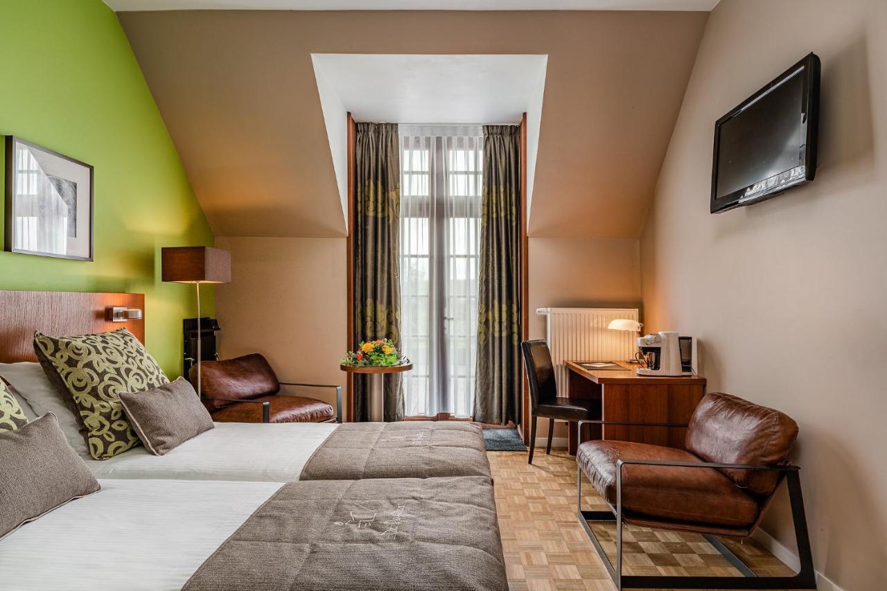 Hotel De Pupiter Kluisbergen Buitenkant foto