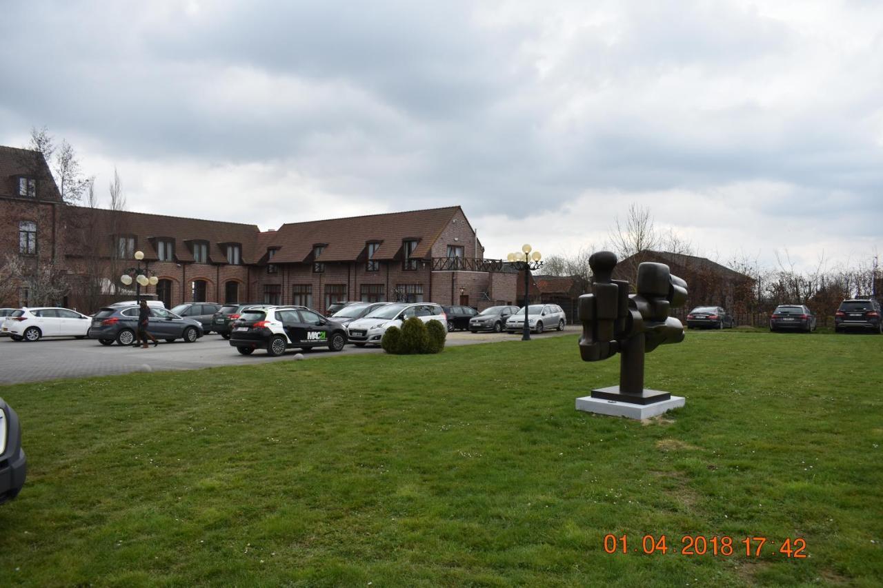Hotel De Pupiter Kluisbergen Buitenkant foto
